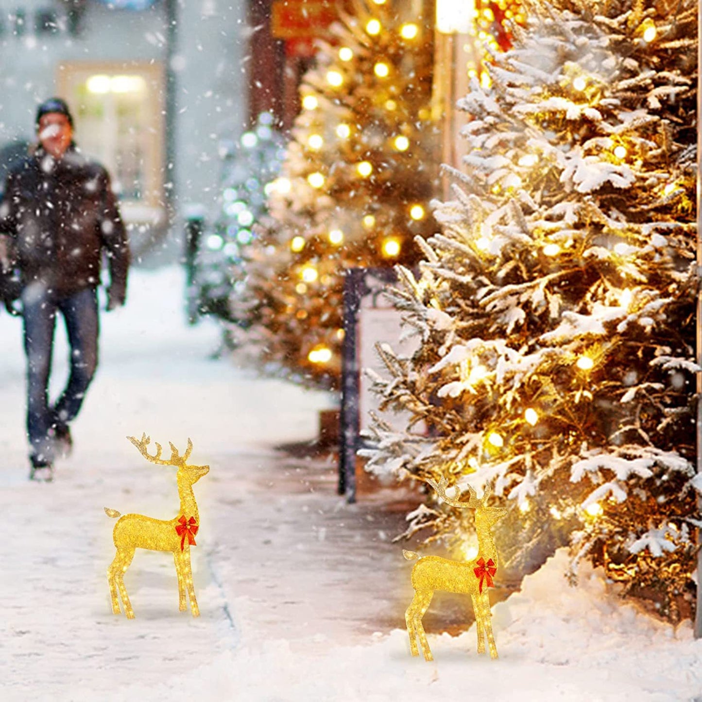 The Christmas Deer Lit In The Creative Yard, The Decorations With LED Lights Inserted In The Garden, The Lawn, The Courtyard